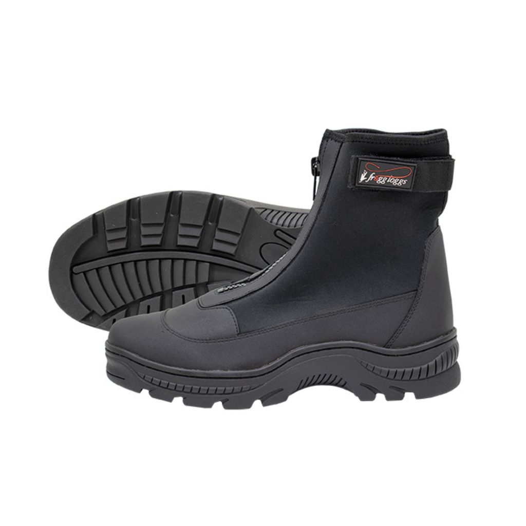 best shoes for rock fishing