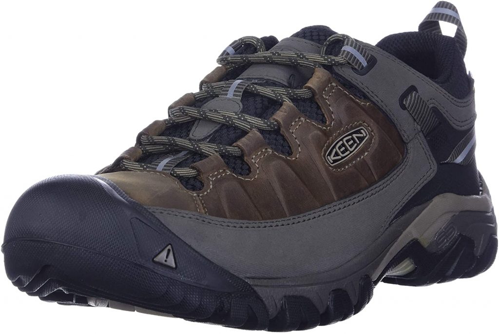best shoes for rock fishing